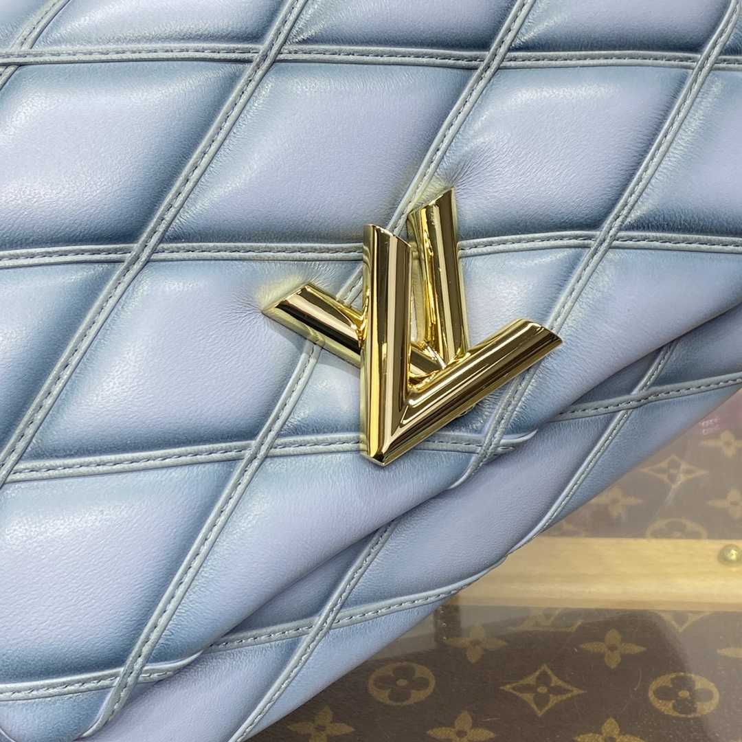 Louis Vuitton GO-14 MM   M24186 - DopestKickz