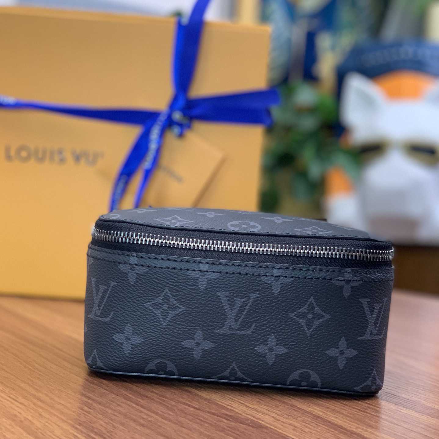 Louis Vuitton Packing Cube PM    - DopestKickz