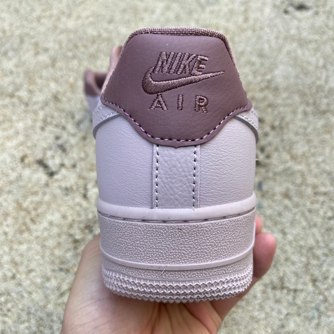 Nike Air Force 1 AF1 Sneaker      HF0735-001 - DopestKickz