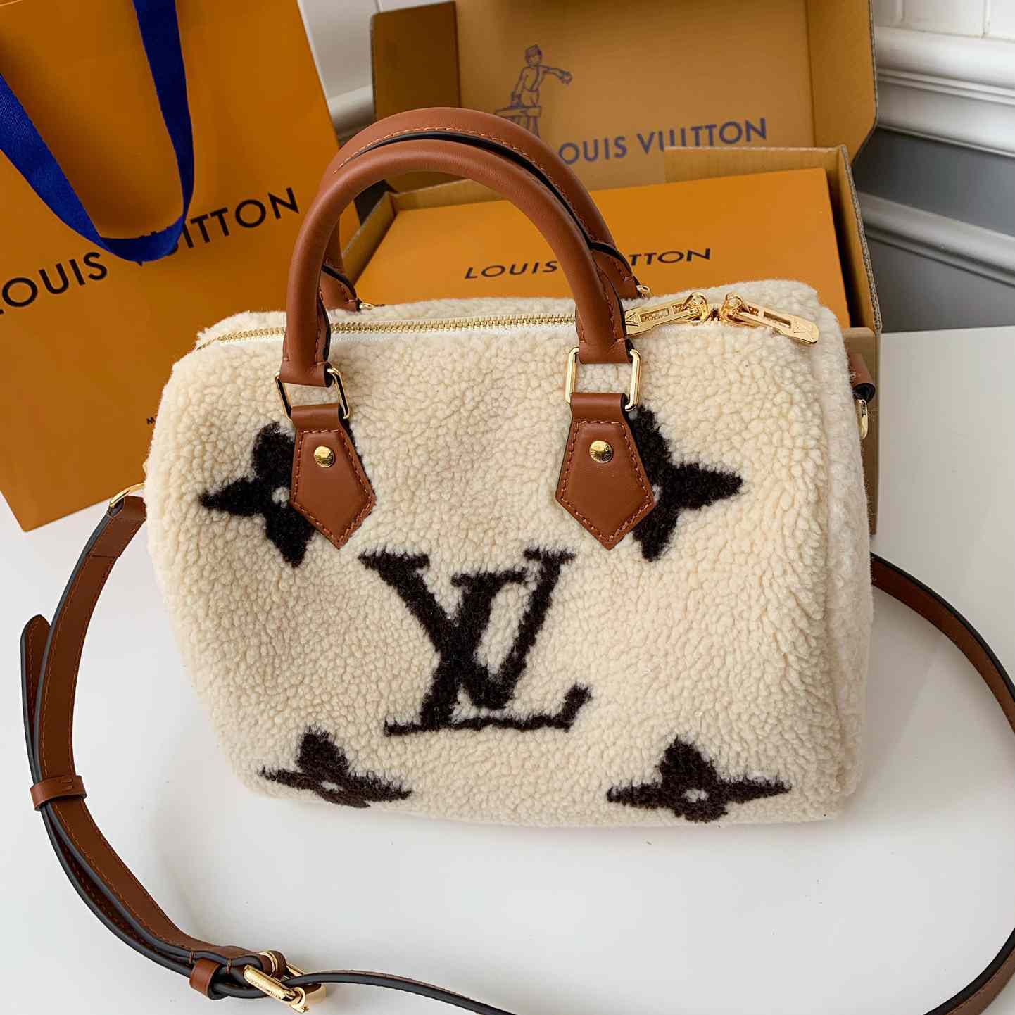 Louis Vuitton Speedy Bandoulière 25   M23468 - DopestKickz