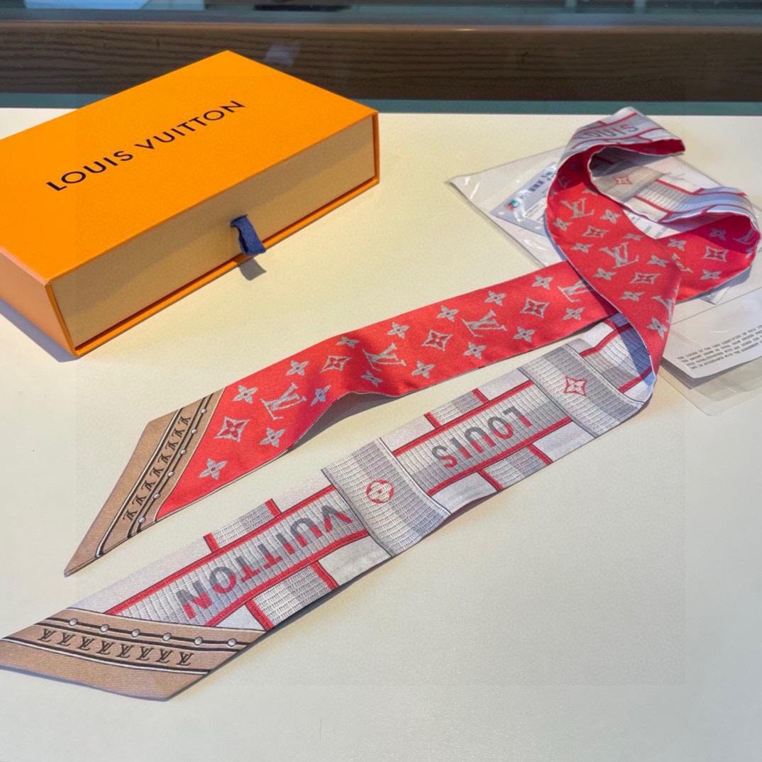 Louis Vuitton LV Details BB Bandeau   M78149 - DopestKickz