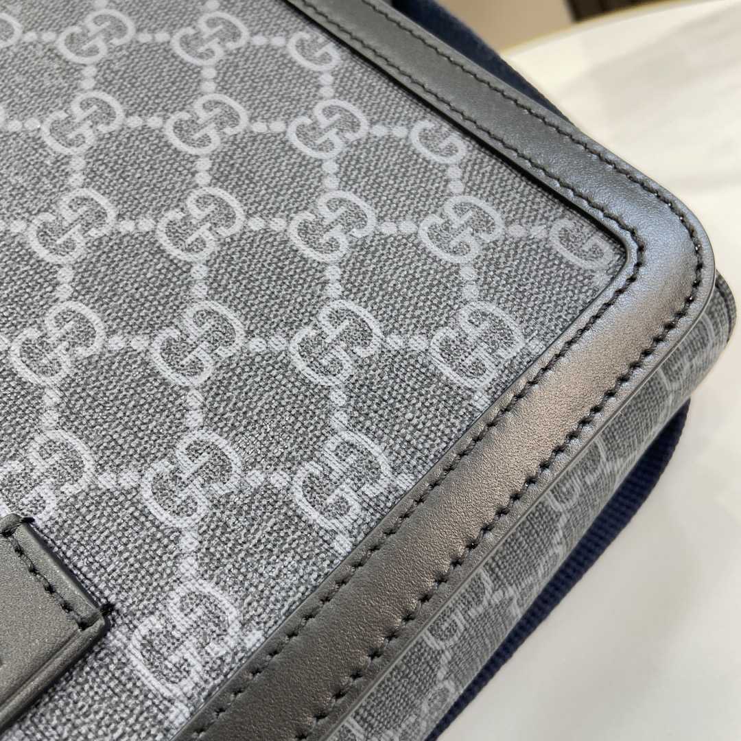 Gucci GG Crossbody Bag - DopestKickz