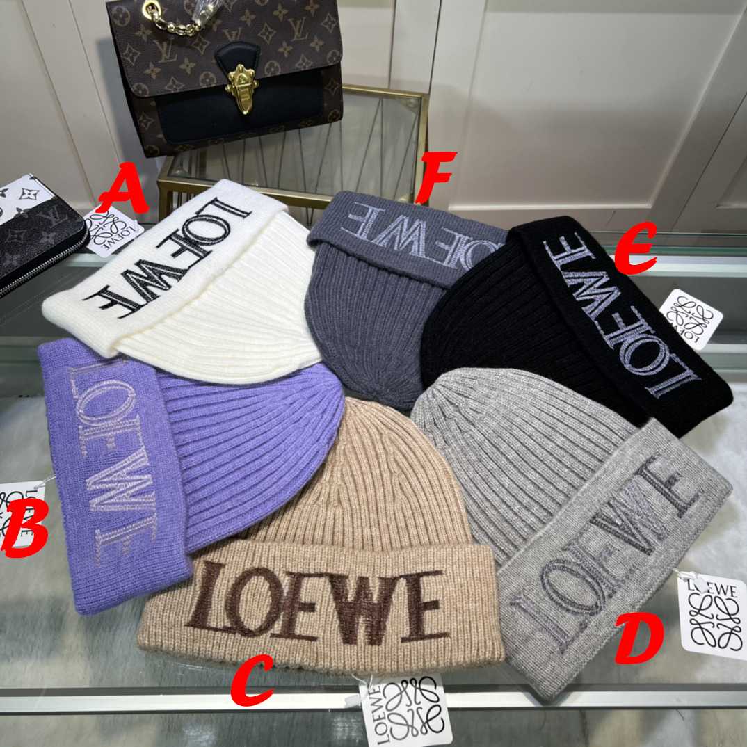 Loewe Beanie In Wool - DopestKickz