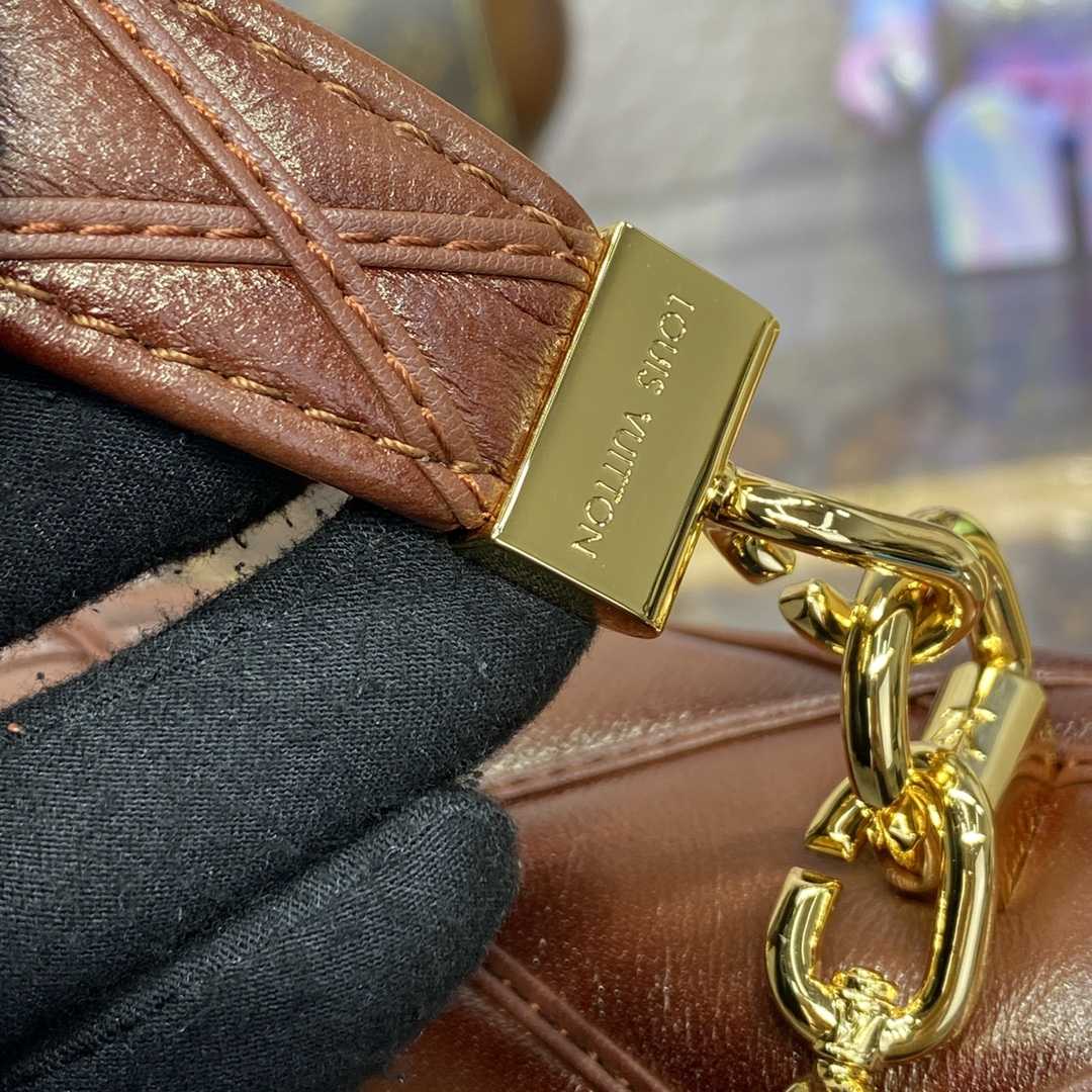 Louis Vuitton GO-14 MM   M23601 - DopestKickz