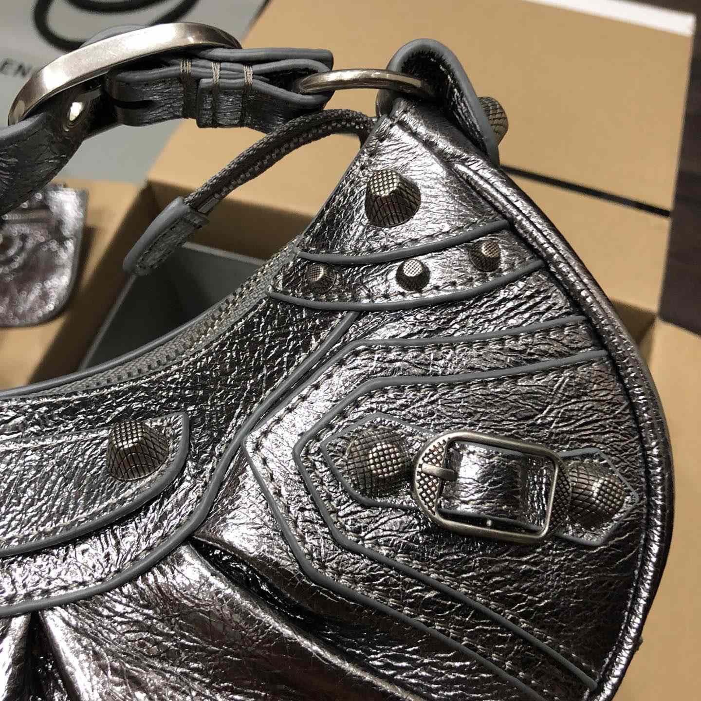 Balenciaga Le Cagole Mini Shoulder Bag (26-16-6.5cm) - DopestKickz