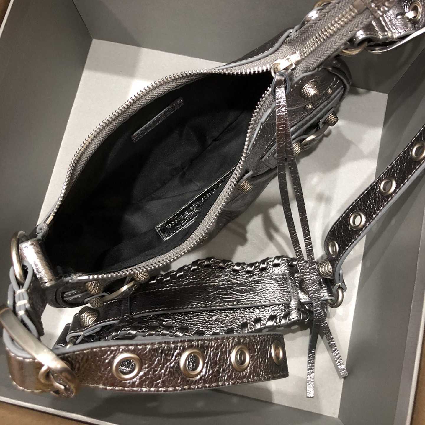 Balenciaga Le Cagole Mini Shoulder Bag (26-16-6.5cm) - DopestKickz