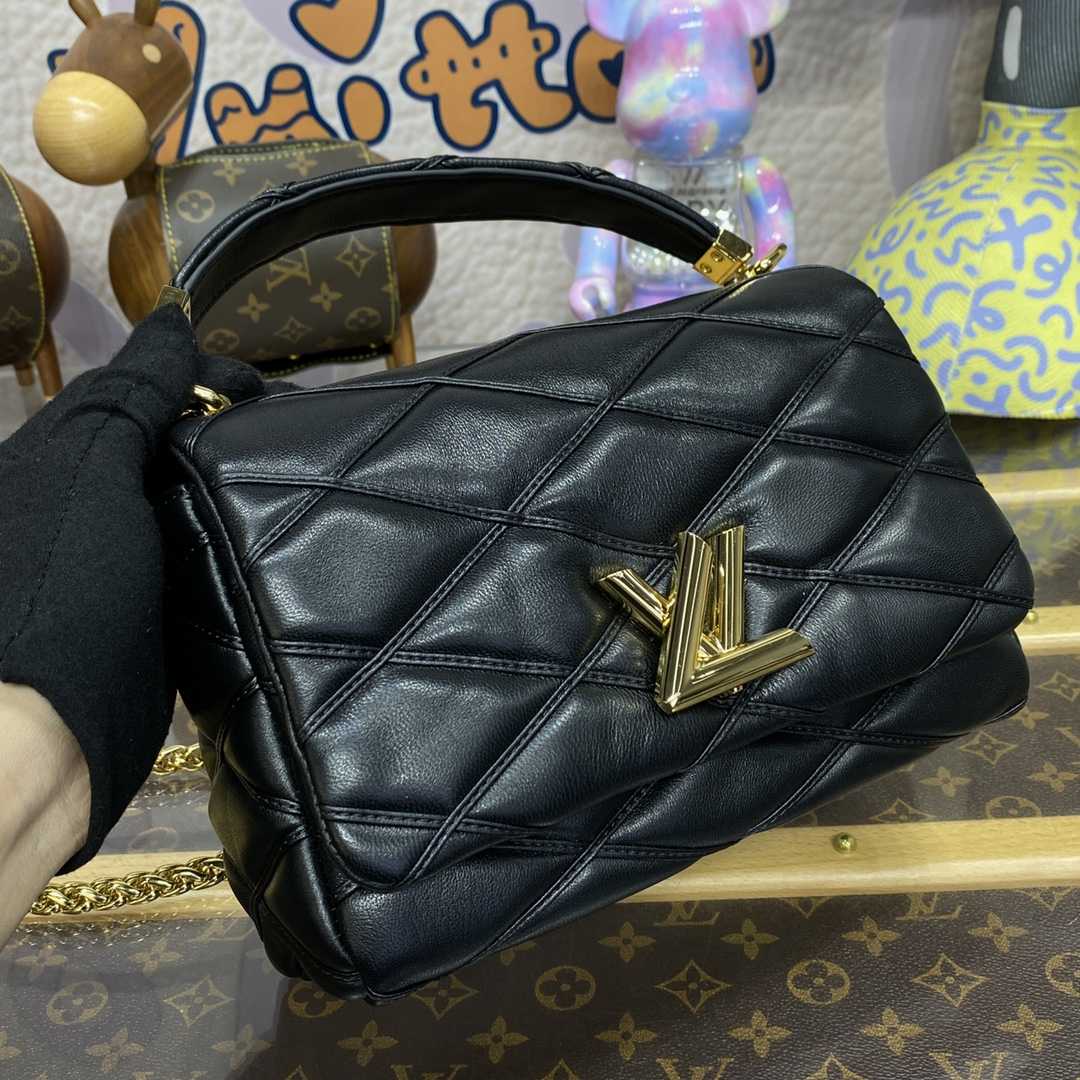 Louis Vuitton GO-14 MM   M22891 - DopestKickz