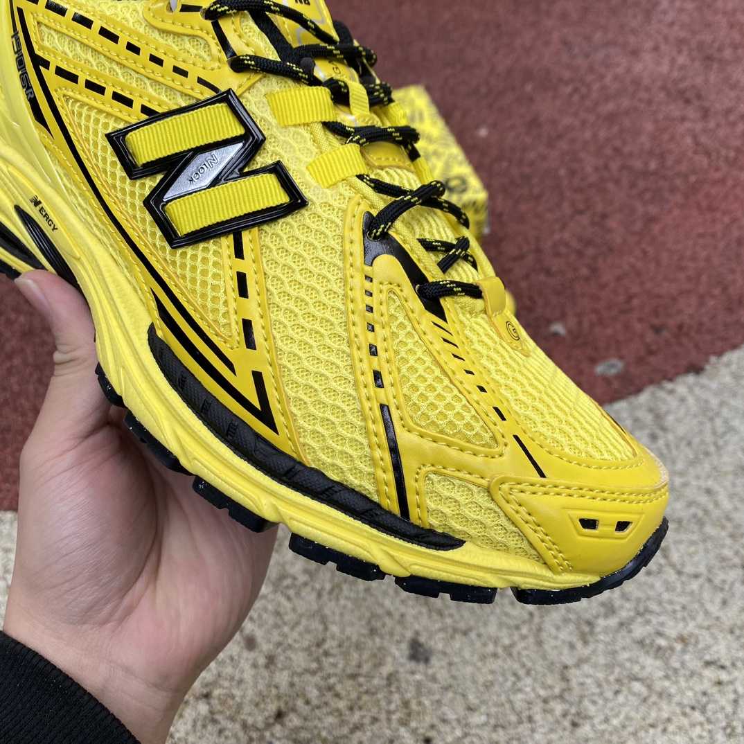 GANNI x New Balance 1906R Sneakers      M1906RGA - DopestKickz