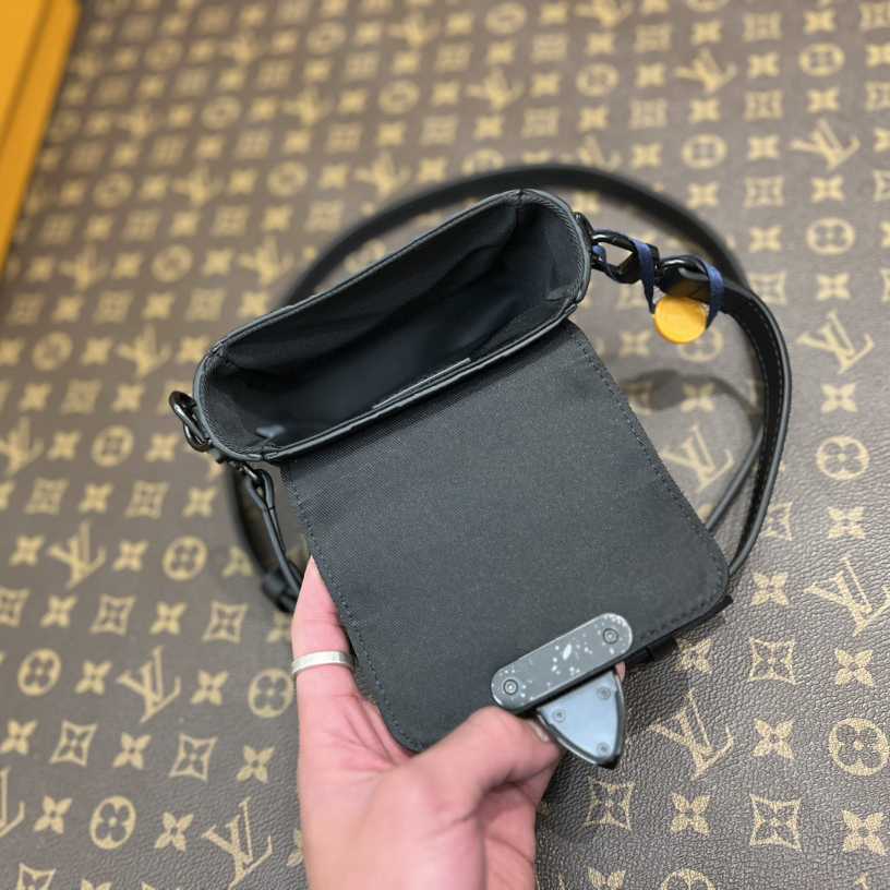Louis Vuitton Pico S-Lock   M83148 - DopestKickz