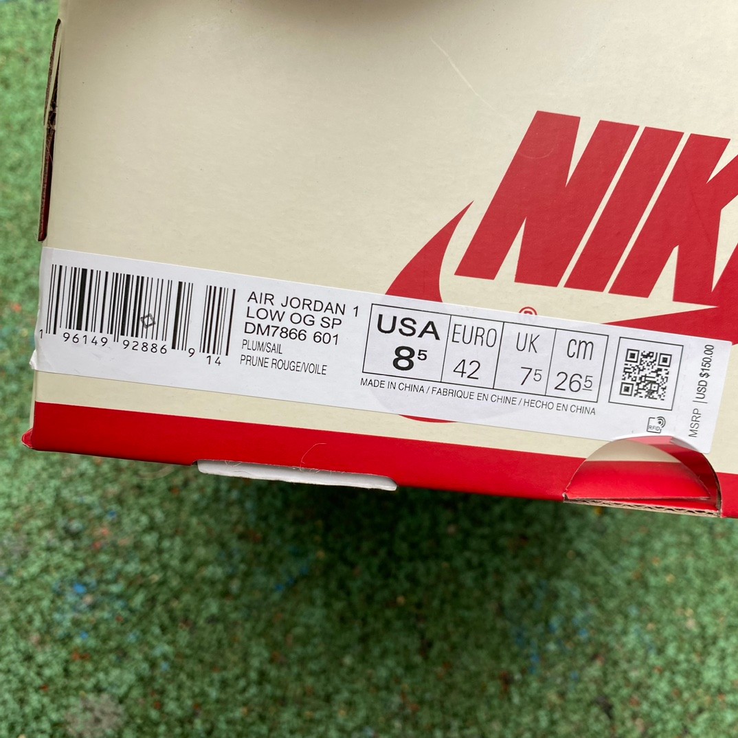 Tracis Scott x Air Jordan 1 Low Golf TS Sneaker      DM7866-601 - DopestKickz