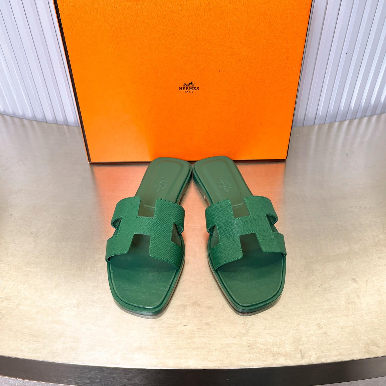 Hermes Izmir Sandal - DopestKickz