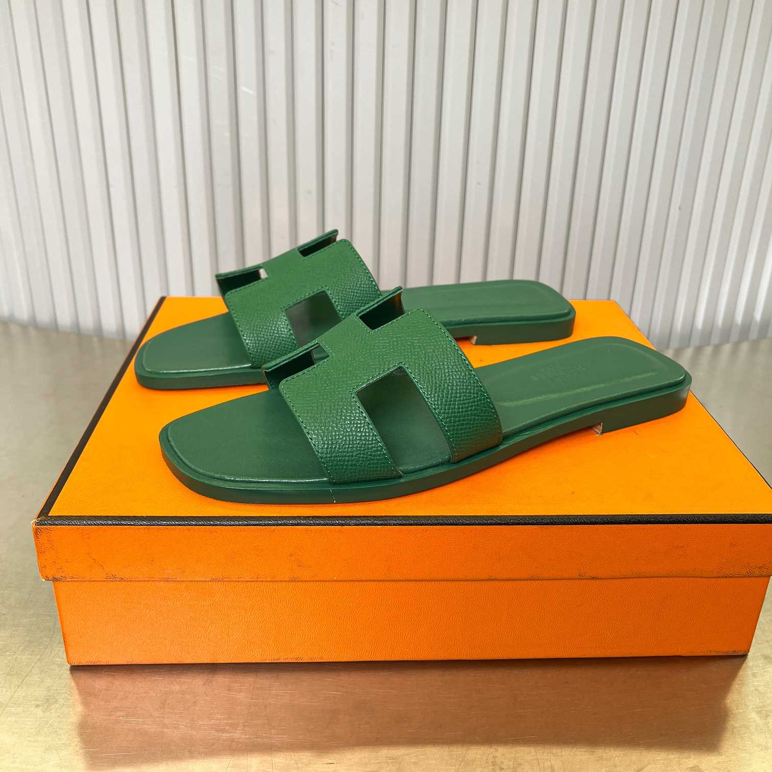 Hermes Izmir Sandal - DopestKickz