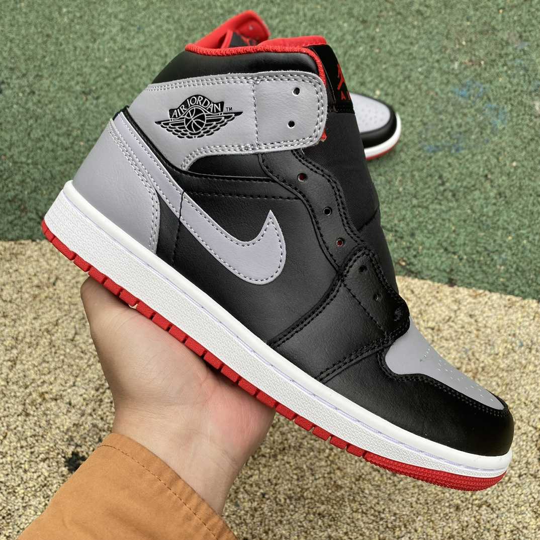 Air Jordan 1 Mid  Sneaker     DQ8426-006  - DopestKickz