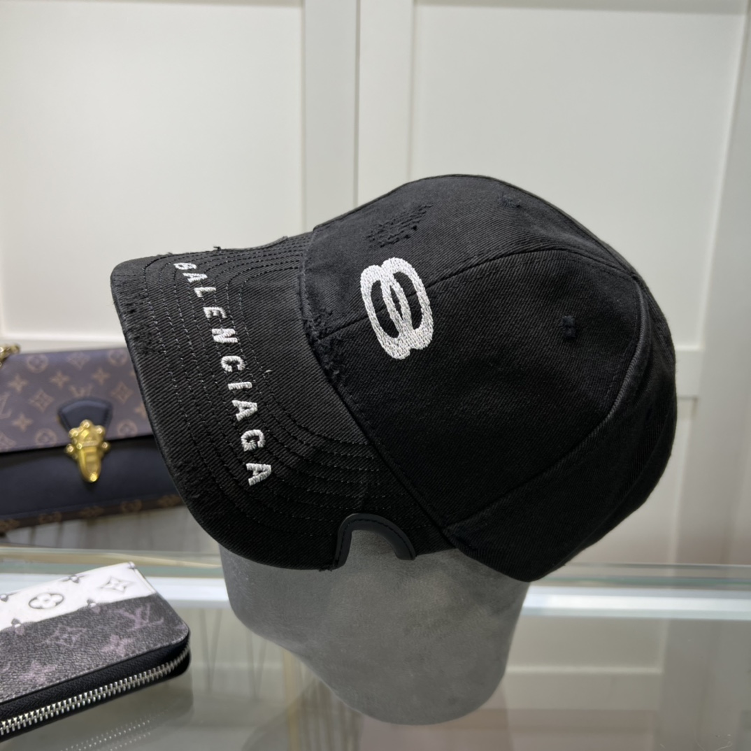 Balenciaga Unity Sports Icon Cap In Black - DopestKickz