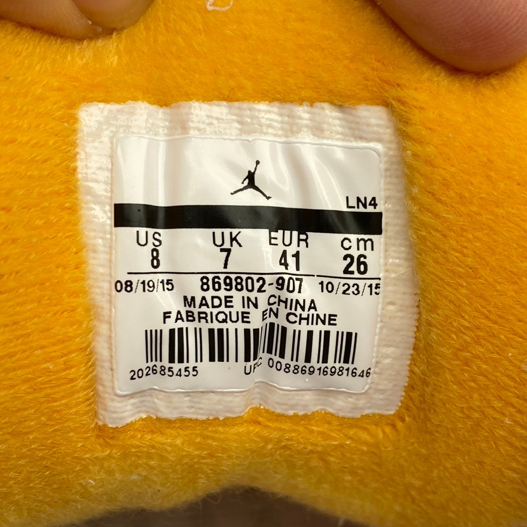 Air Jordan 3 Basketball Shoes      869802-907 - DopestKickz