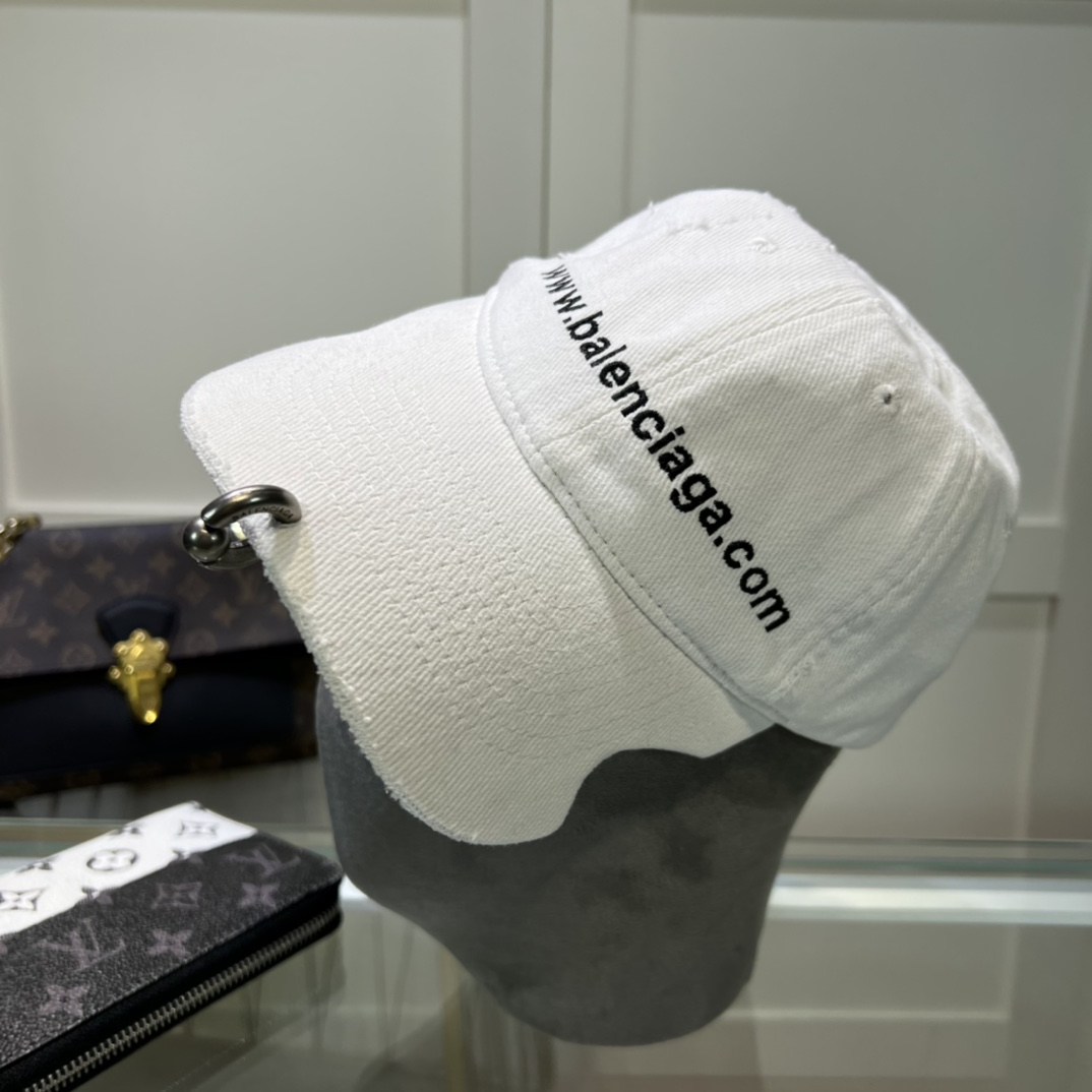 Balenciaga Embroidered-logo Six-panel Cap - DopestKickz