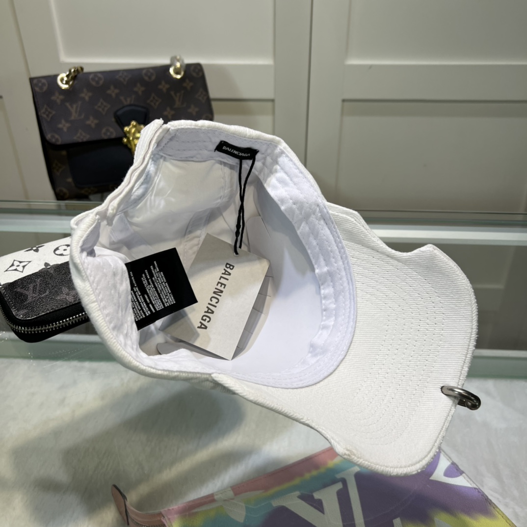 Balenciaga Embroidered-logo Six-panel Cap - DopestKickz