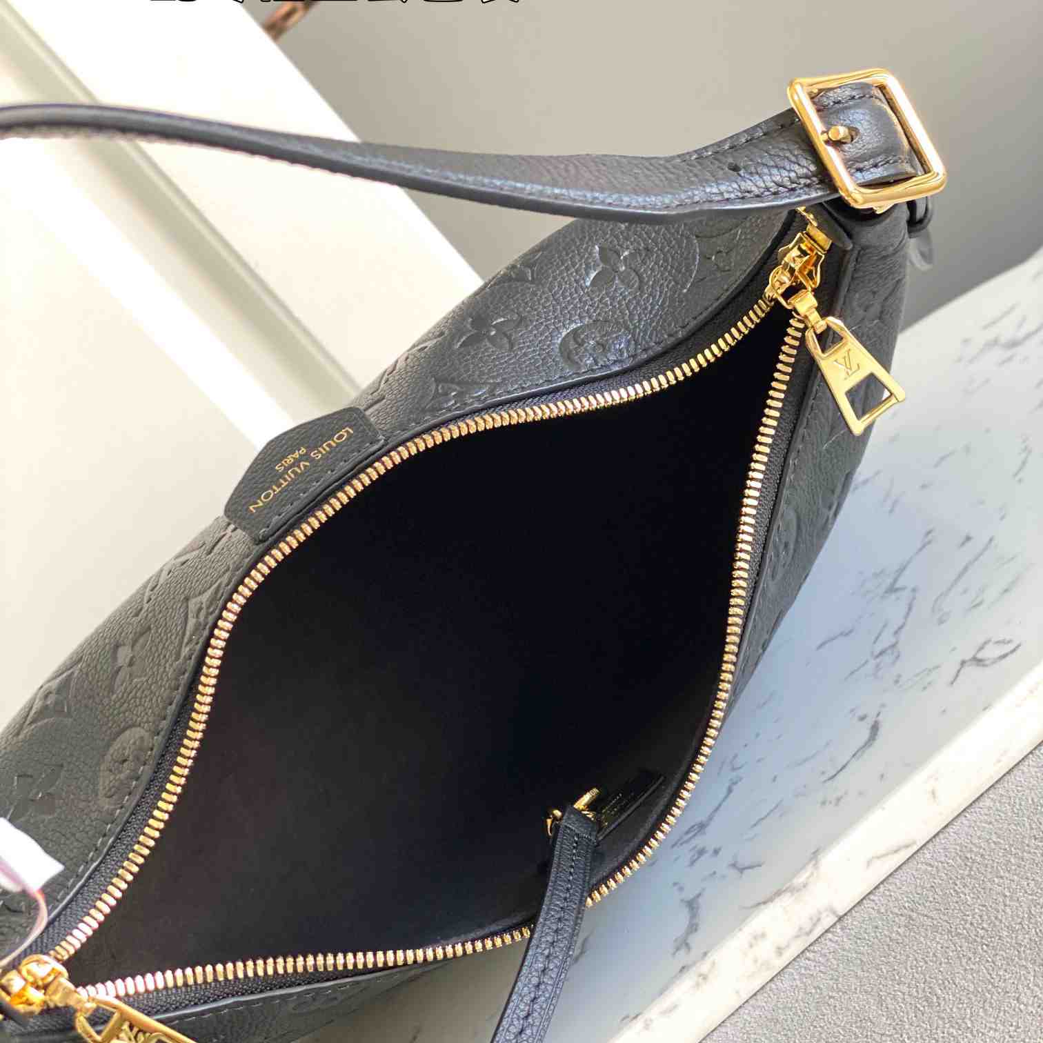 Louis Vuitton Sac Sport   M46610 - DopestKickz