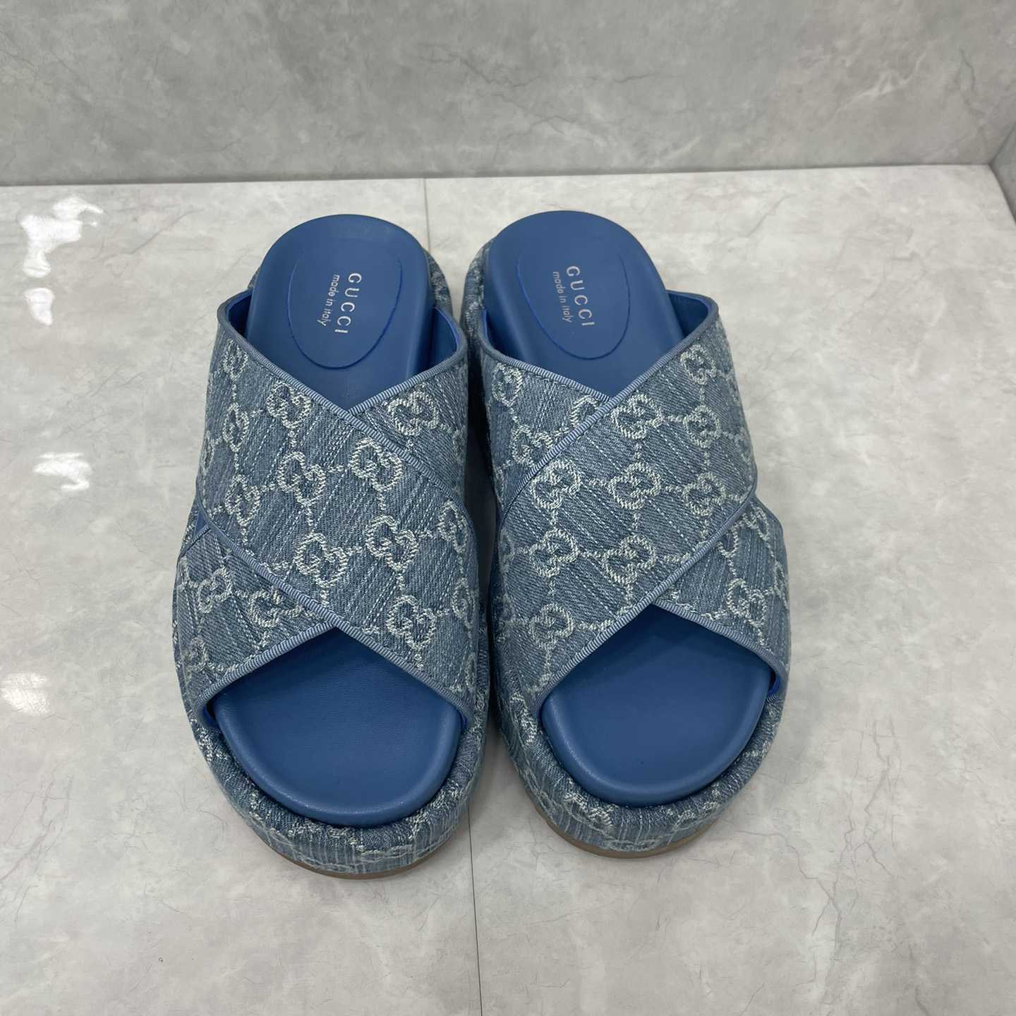 Gucci Women's Blue GG Platform Slide Sandal - DopestKickz