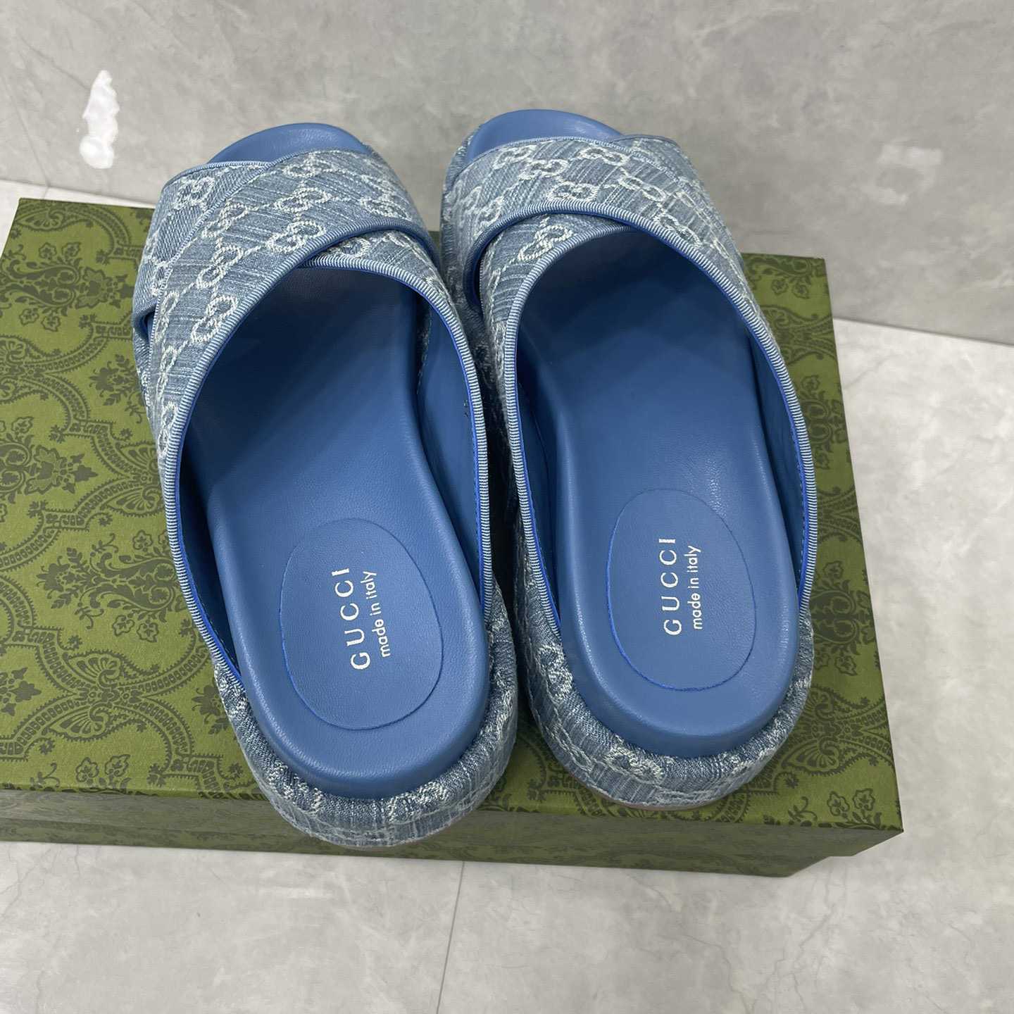 Gucci Women's Blue GG Platform Slide Sandal - DopestKickz