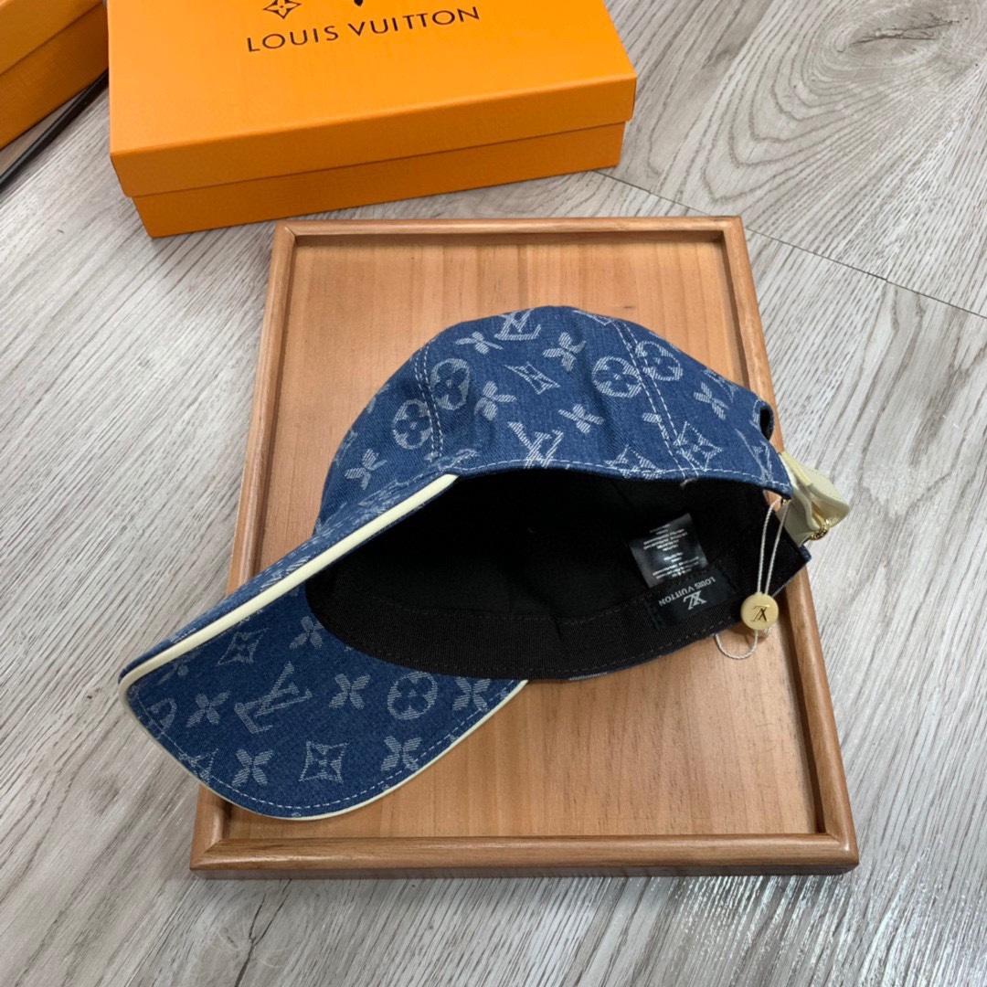 Louis Vuitton Monogram Cap - DopestKickz