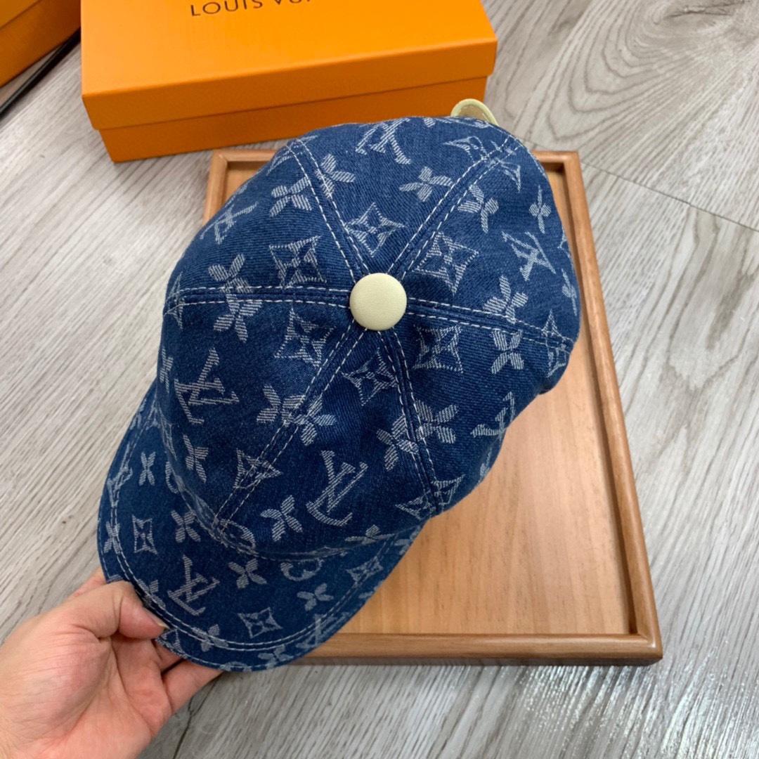 Louis Vuitton Monogram Cap - DopestKickz