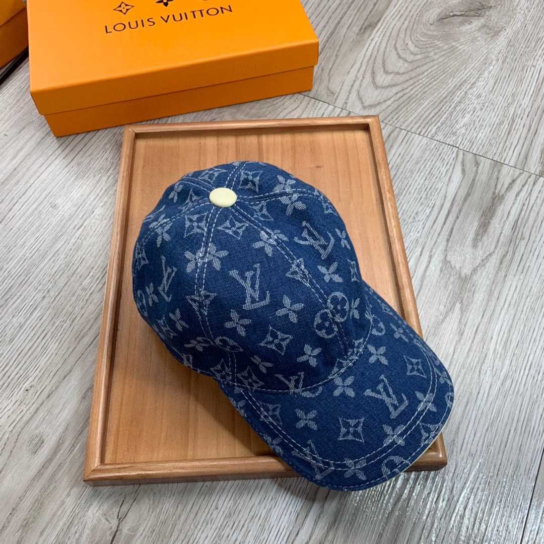 Louis Vuitton Monogram Cap - DopestKickz