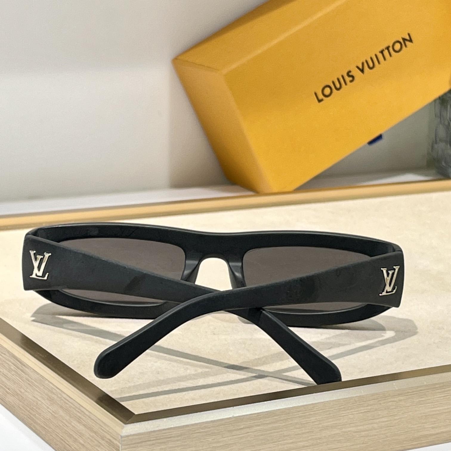 Louis Vuitton LV Super Vision Low Square Sunglasses     Z2388W - DopestKickz
