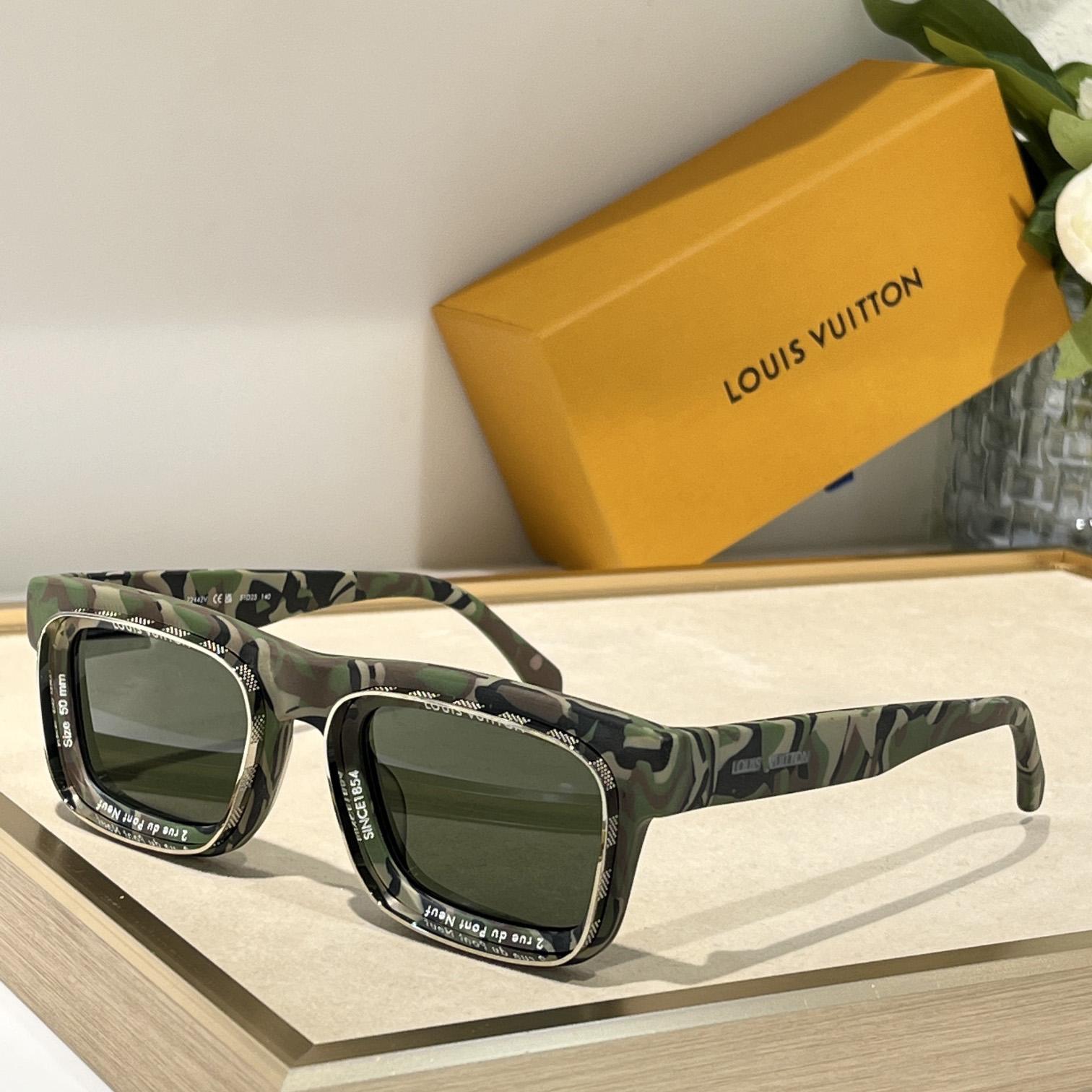 Louis Vuitton LV Super Vision Square Sunglasses    Z2443U - DopestKickz