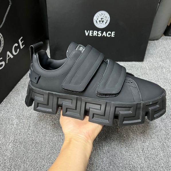 Celine Oversized Sweater In Ribbed Wool - DopestKickz