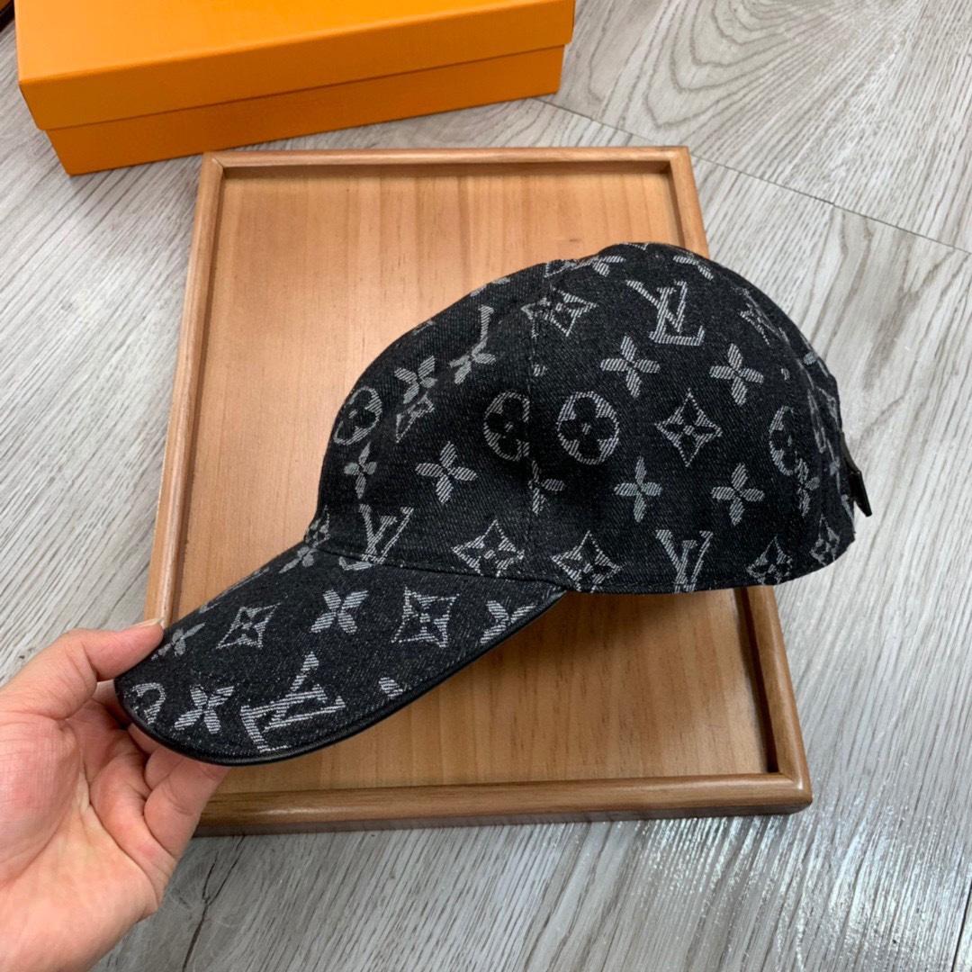 Louis Vuitton Monogram Cap - DopestKickz