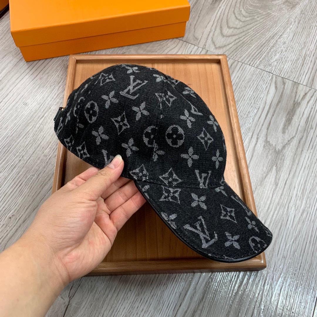 Louis Vuitton Monogram Cap - DopestKickz