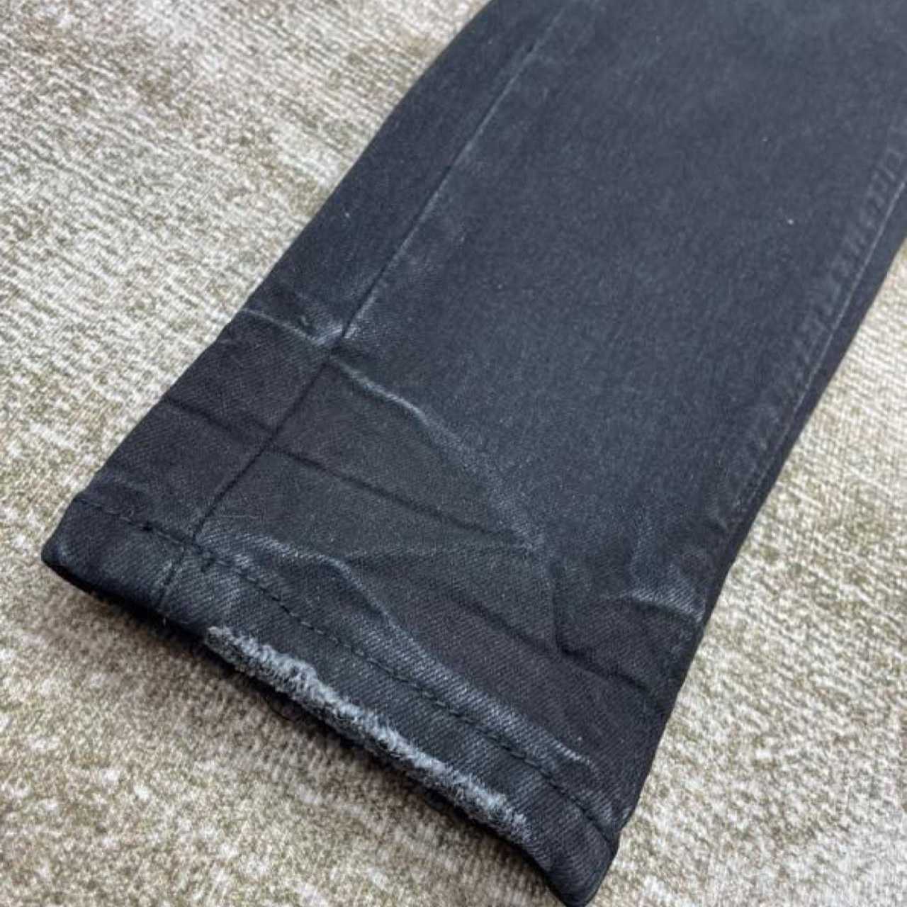 Amiri Jeans    - DopestKickz