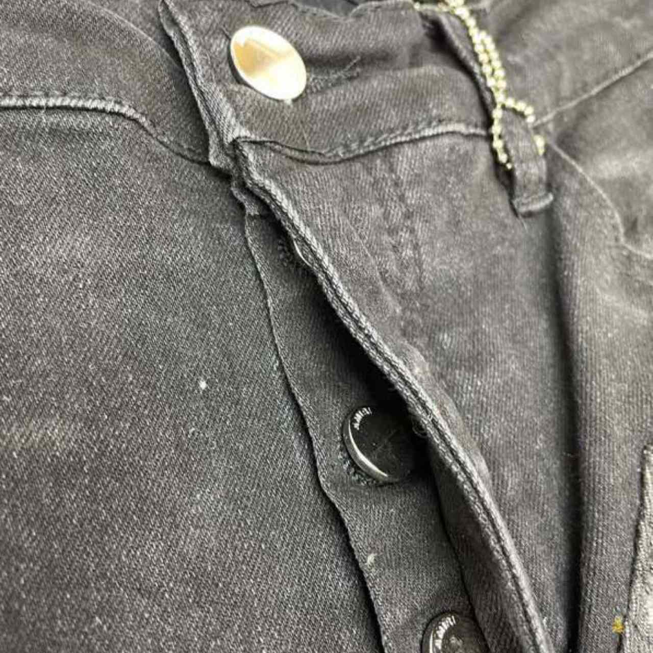 Amiri Jeans    - DopestKickz