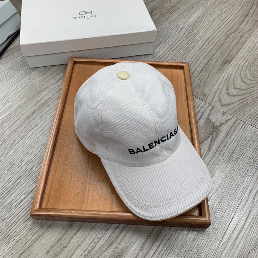 Balenciaga Embroidered-logo Six-panel Cap - DopestKickz