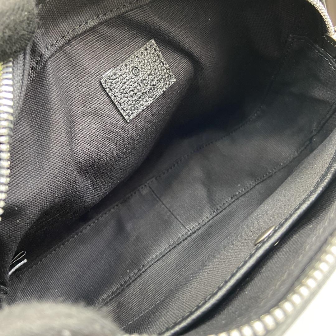 Gucci Mini Shoulder Bag - DopestKickz