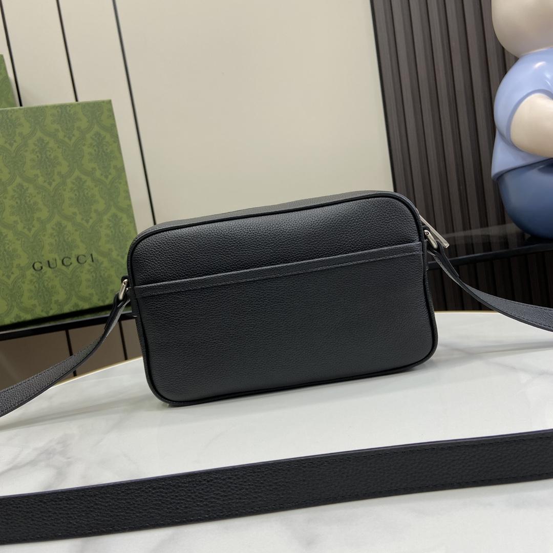 Gucci Mini Shoulder Bag - DopestKickz