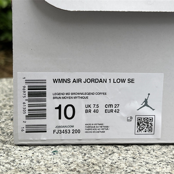 Air Jordan 1 Low Sneaker   FJ3453-200  - DopestKickz