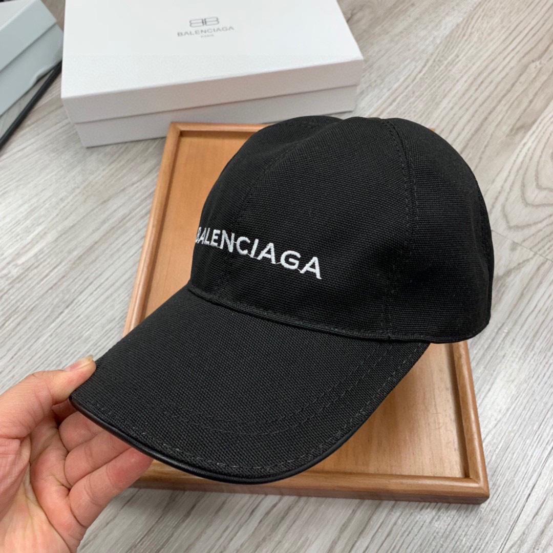 Balenciaga Embroidered-logo Six-panel Cap - DopestKickz