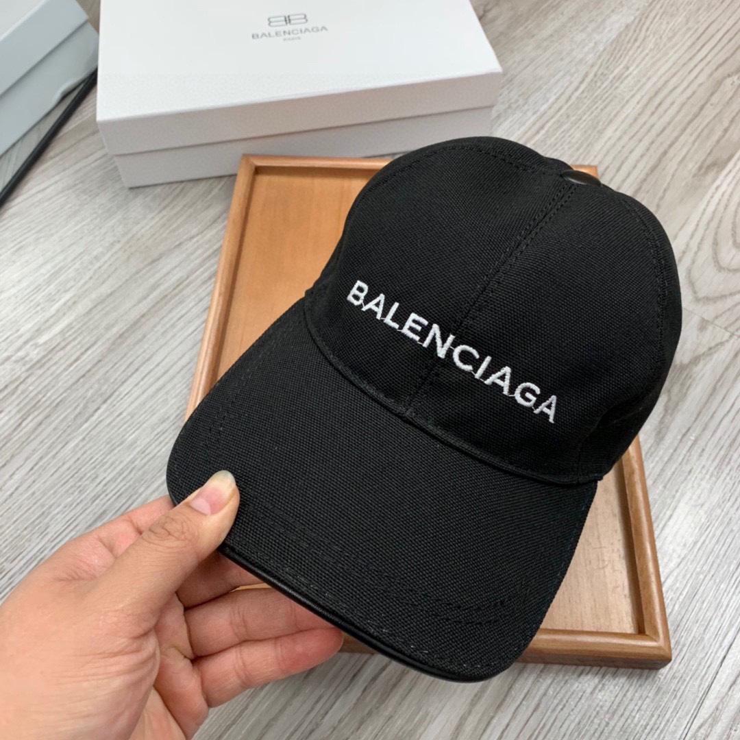 Balenciaga Embroidered-logo Six-panel Cap - DopestKickz