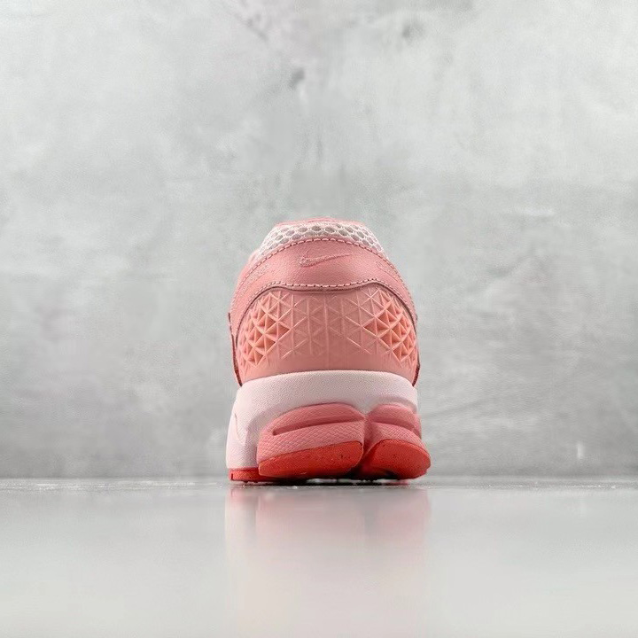 Nike Air Zoom Vomero 5 Sneaker    FQ0257 666 - DopestKickz