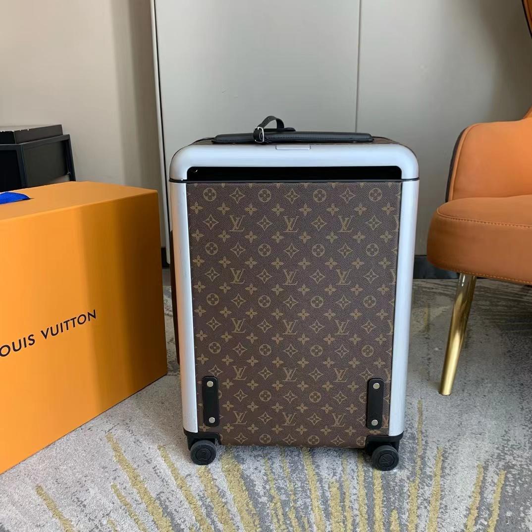 Louis Vuitton Horizon  - DopestKickz