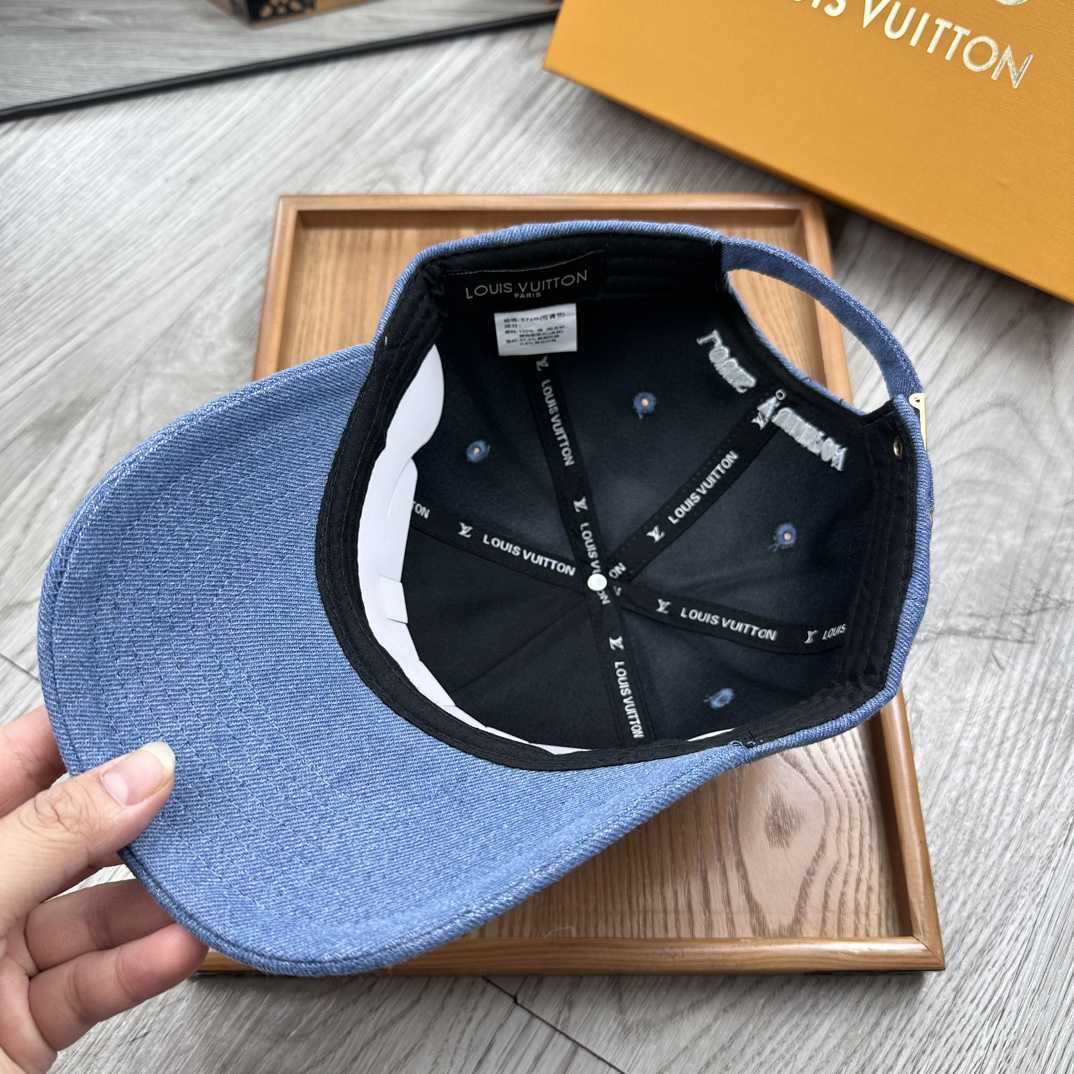 Louis Vuitton Cap - DopestKickz