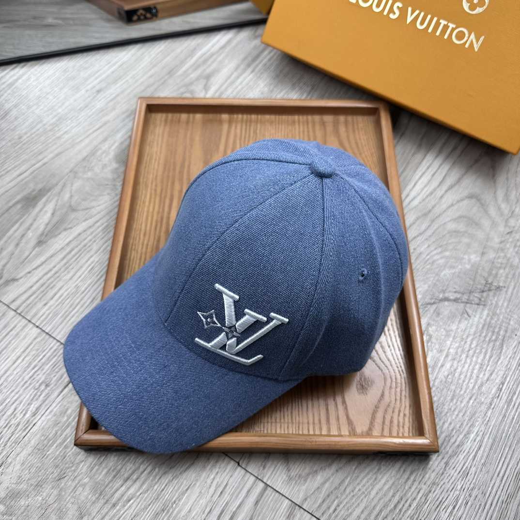 Louis Vuitton Cap - DopestKickz