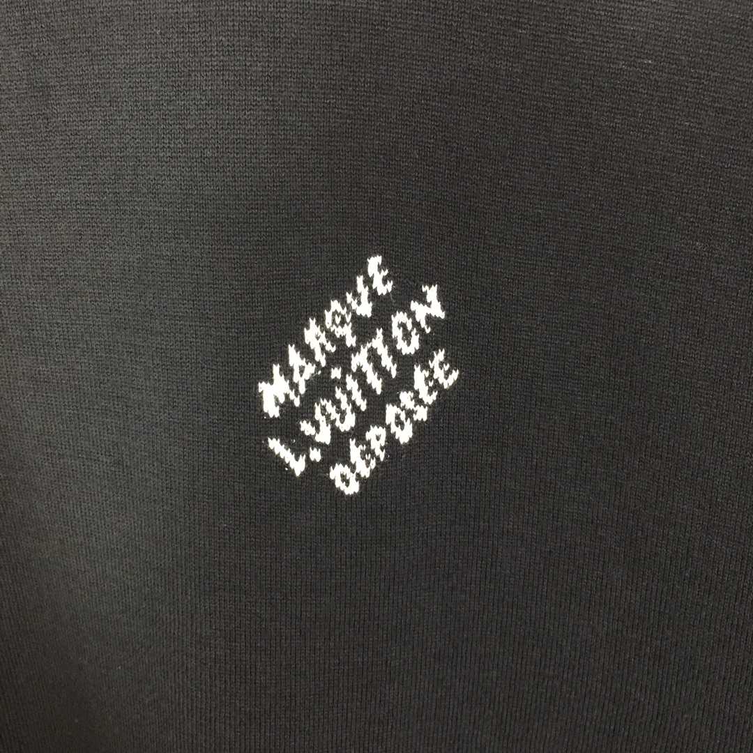 Louis Vuitton Short-Sleeved Cotton Crewneck   1AFQSH - DopestKickz