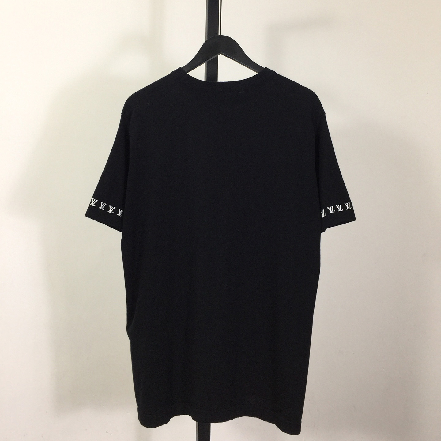Louis Vuitton Short-Sleeved Cotton Crewneck   1AFQSH - DopestKickz
