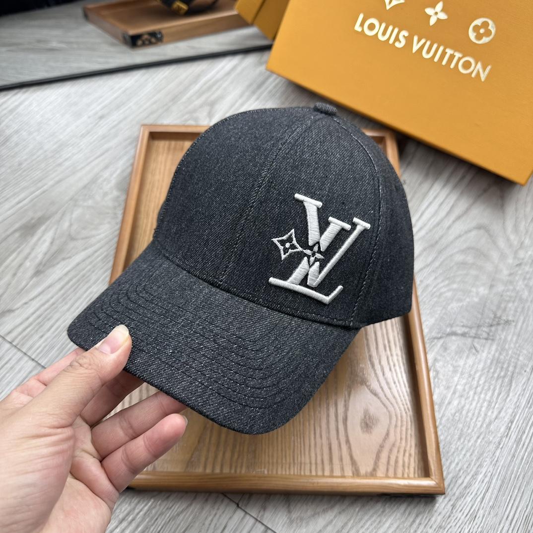 Louis Vuitton Cap - DopestKickz