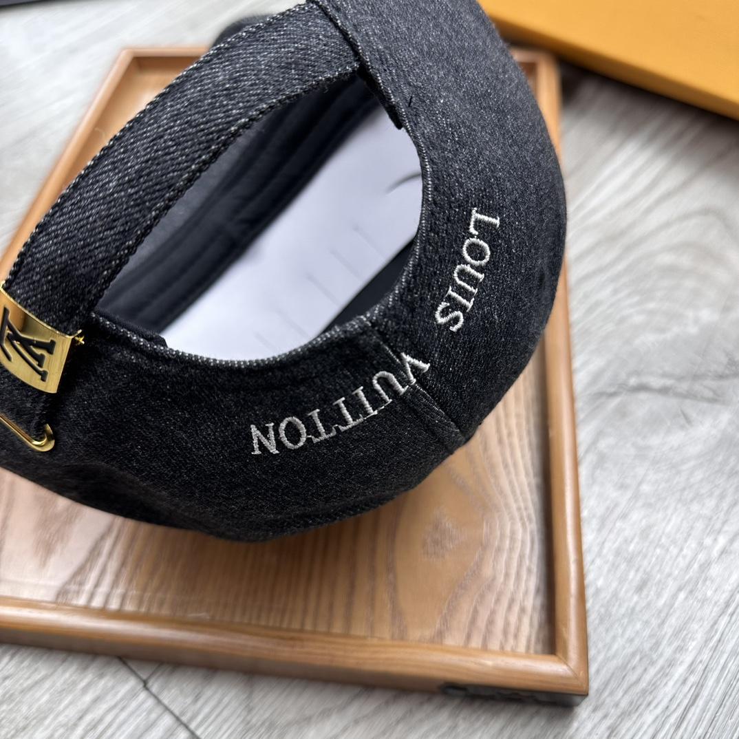 Louis Vuitton Cap - DopestKickz