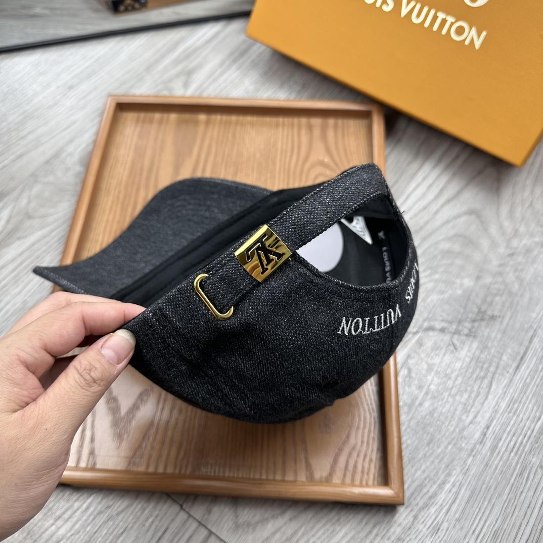 Louis Vuitton Cap - DopestKickz