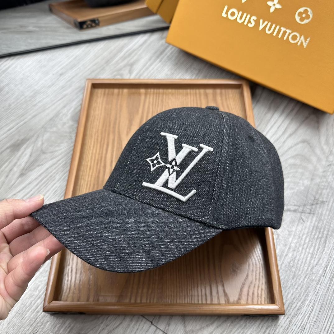 Louis Vuitton Cap - DopestKickz